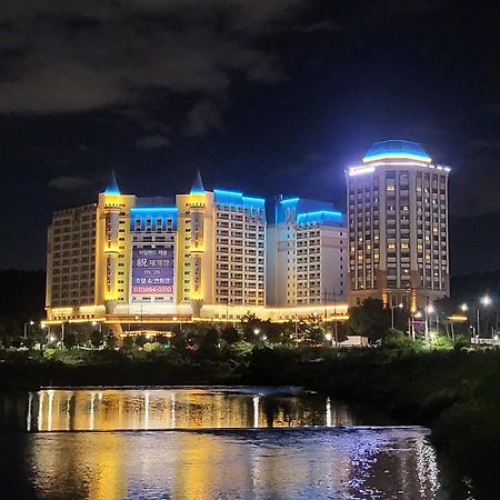 Island Castle Hotel & Waterpark Uijeongbu Exterior foto
