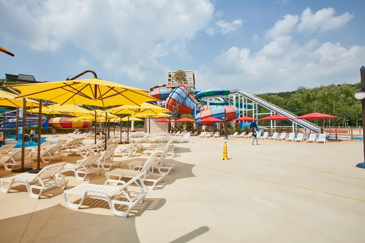 Island Castle Hotel & Waterpark Uijeongbu Exterior foto